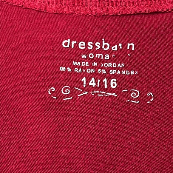 Red Flower Top - Picture 4 of 6